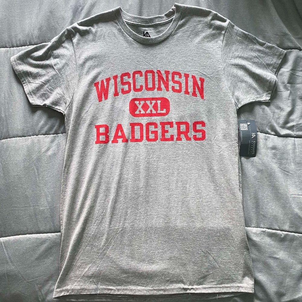 Wisconsin Badgers XXL t-shirt